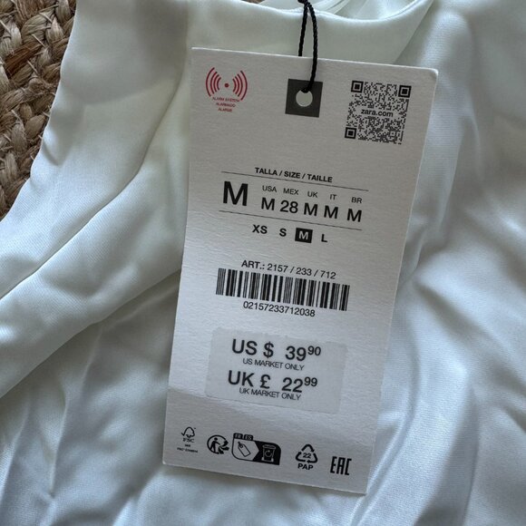 ZARA Ecru Satin Effect Halter Top – Sizes XS & M – NWT Brand New with Tags 🤍 - Picture 9 of 10